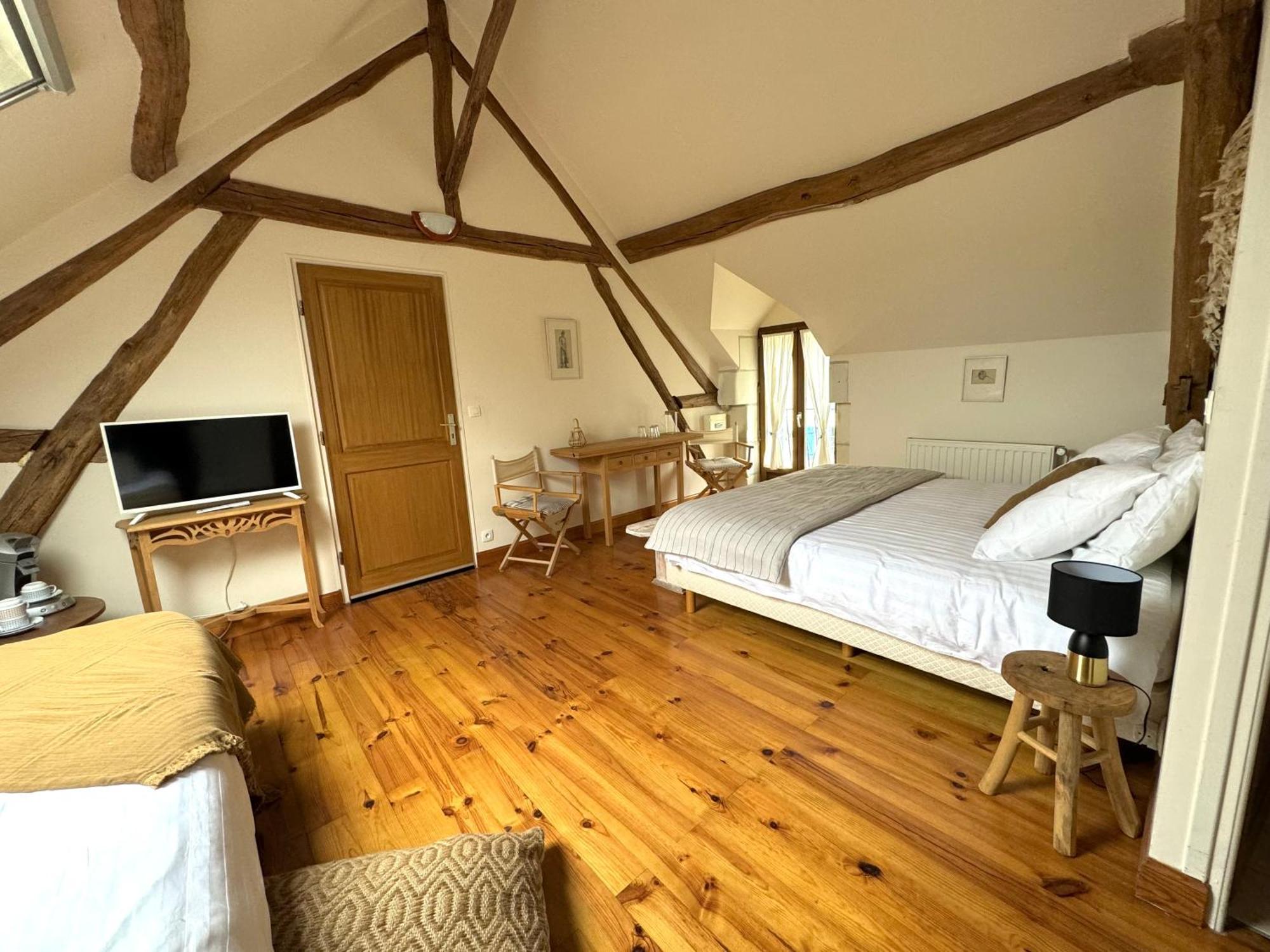 Le Moulin D Olivet Bed and Breakfast Orbigny Eksteriør billede